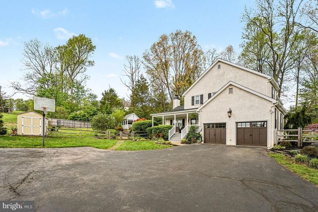 1102 LANTERN CIR, Phoenixville, PA 19460