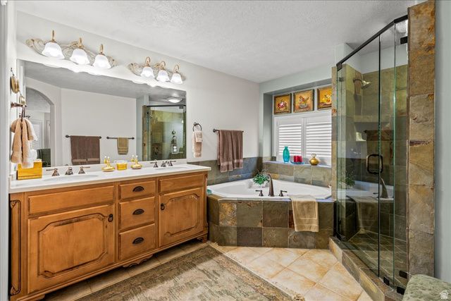 6453 S FREMONT PEAK CIR, Taylorsville, UT 84129