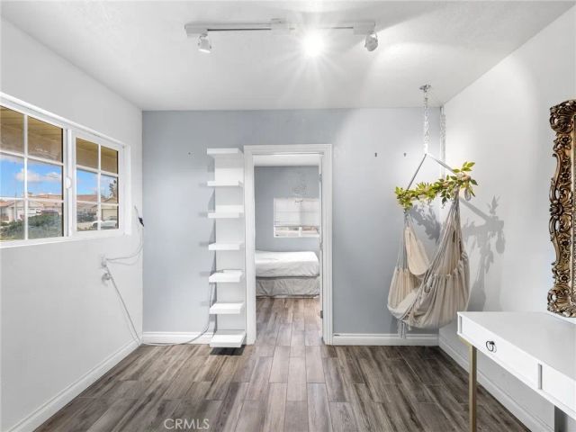 6791 Redwood Avenue, Hesperia, CA 92345