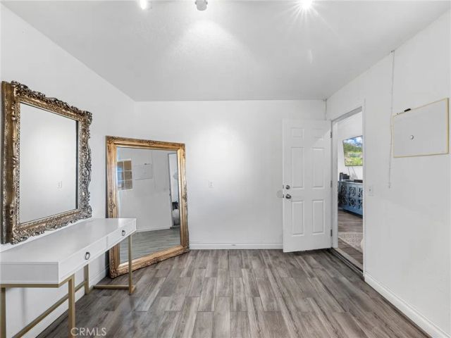 6791 Redwood Avenue, Hesperia, CA 92345