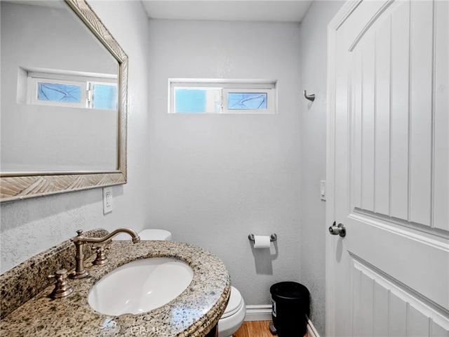 6791 Redwood Avenue, Hesperia, CA 92345