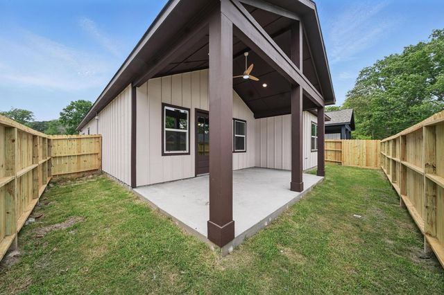 3500 Mcbride Street, Dayton, TX 77535