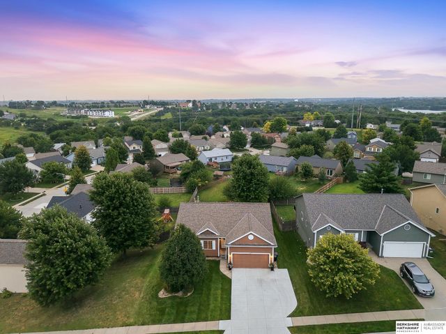 6627 N 149 Avenue, Omaha, NE 68116