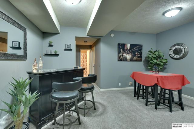 6627 N 149 Avenue, Omaha, NE 68116