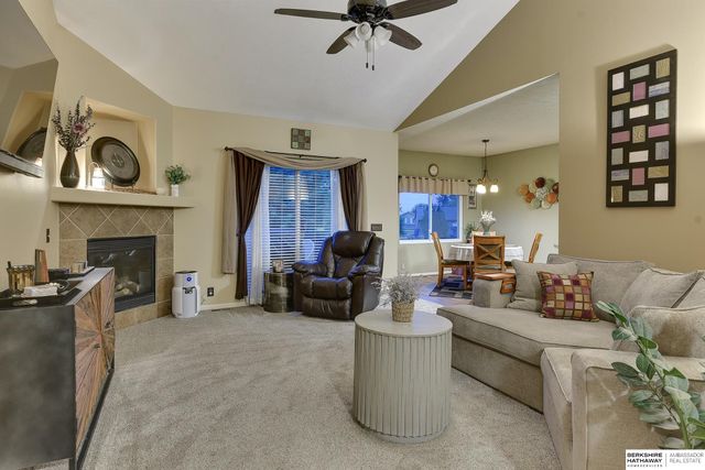 6627 N 149 Avenue, Omaha, NE 68116
