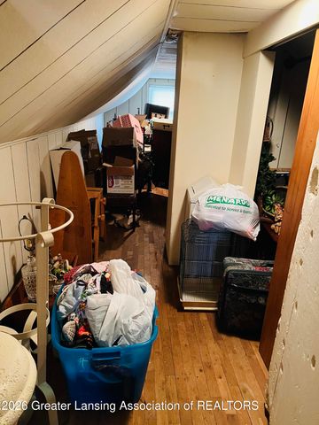 419 W Jolly Road, Lansing, MI 48910