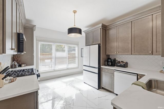 1122 S Fess Avenue, Bloomington, IN 47401