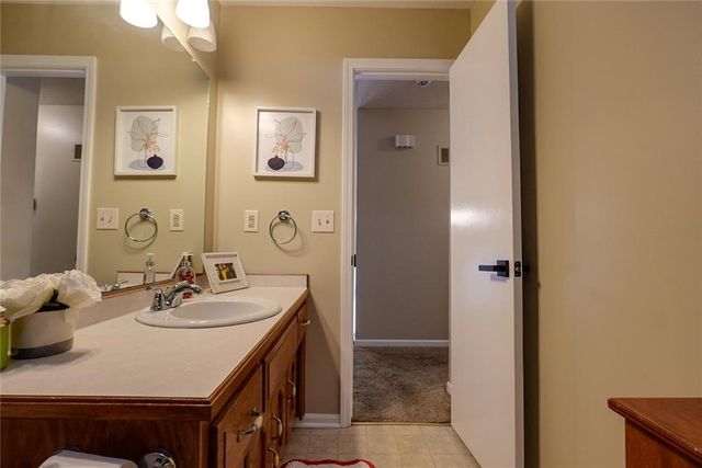 304 W Calico Drive, Raymore, MO 64083