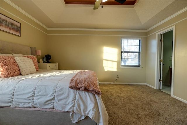 304 W Calico Drive, Raymore, MO 64083