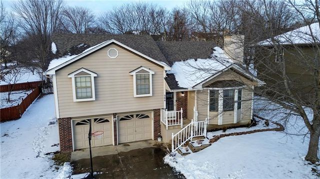 304 W Calico Drive, Raymore, MO 64083