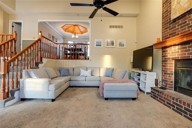 304 W Calico Drive, Raymore, MO 64083