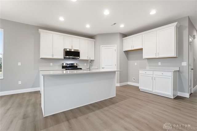 4222 Ellason Court, Dayton, OH 45440