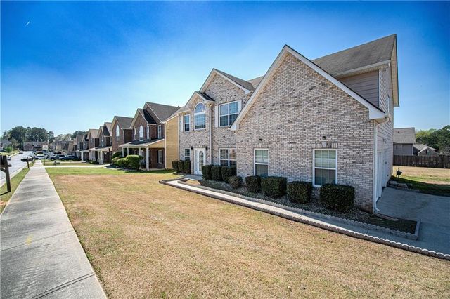 6595 Piazza Drive, Jonesboro, GA 30238