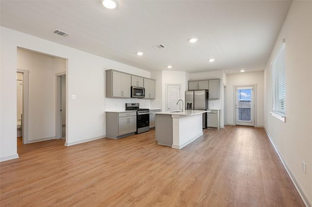 336 FAIRFAX Ave, San Marcos, TX 78666
