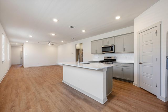 336 FAIRFAX Ave, San Marcos, TX 78666