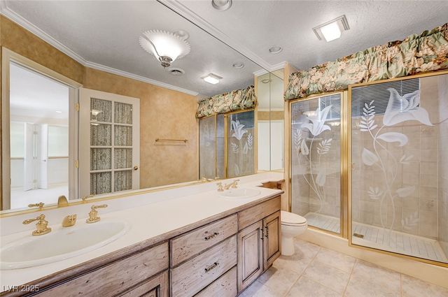 3753 Mountcrest Drive, Las Vegas, NV 89121