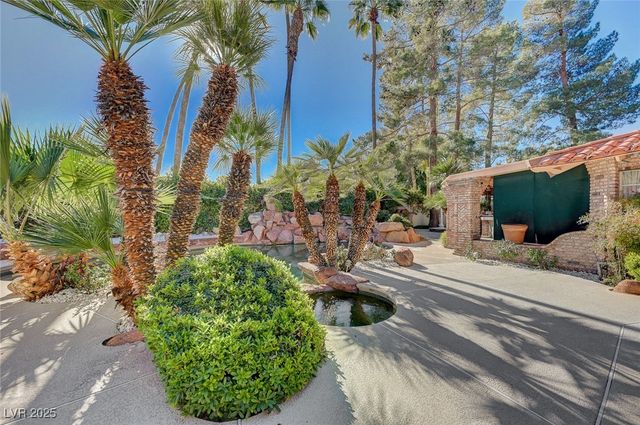 3753 Mountcrest Drive, Las Vegas, NV 89121