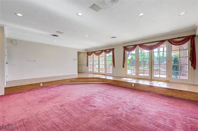 3753 Mountcrest Drive, Las Vegas, NV 89121