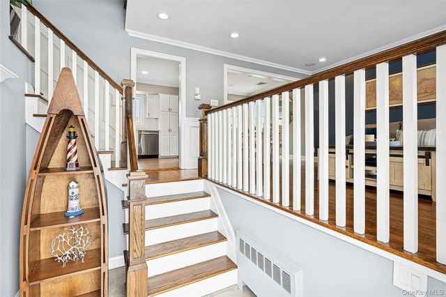 23 Cynthia Lane, East Islip, NY 11730