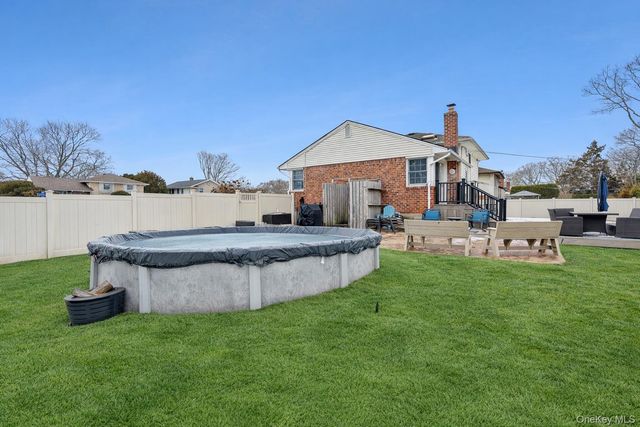 23 Cynthia Lane, East Islip, NY 11730