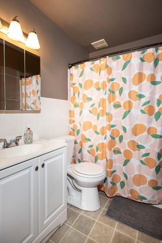 623 S 6th Street S, Moorhead, MN 56560