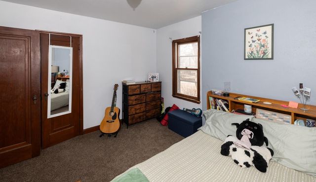 623 S 6th Street S, Moorhead, MN 56560