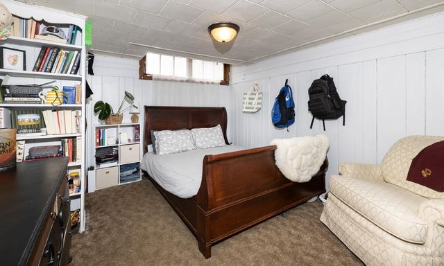 623 S 6th Street S, Moorhead, MN 56560