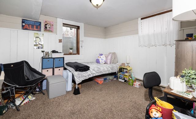623 S 6th Street S, Moorhead, MN 56560