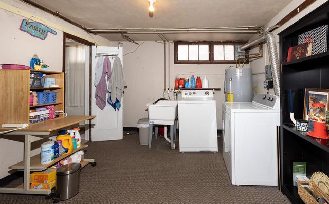 623 S 6th Street S, Moorhead, MN 56560