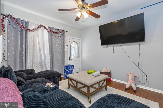 134 S SUSSEX ST, Gloucester City, NJ 08030