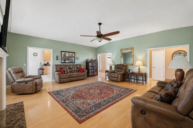 1191 Bridge Hill Road, Lawrenceburg, KY 40342