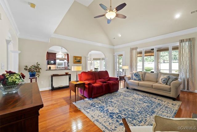 403 Regina Ln, Richmond, VA 23238