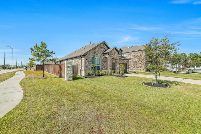 29534 Whitebrush Trace Drive, Spring, TX 77386