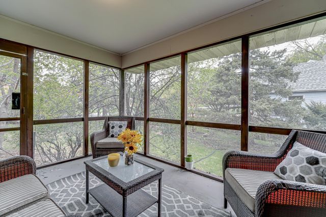 1525 Saint Croix Circle, Golden Valley, MN 55422