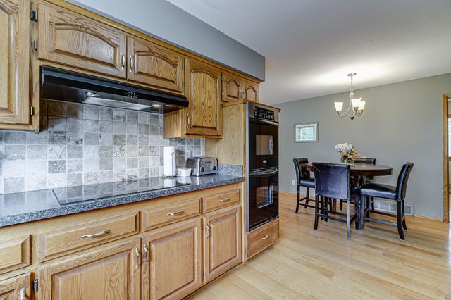 1525 Saint Croix Circle, Golden Valley, MN 55422