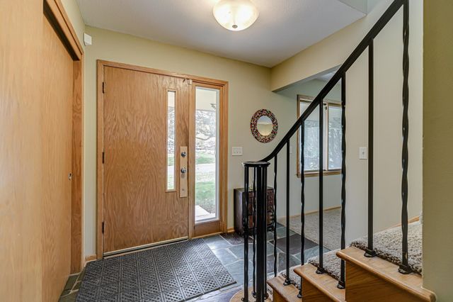 1525 Saint Croix Circle, Golden Valley, MN 55422