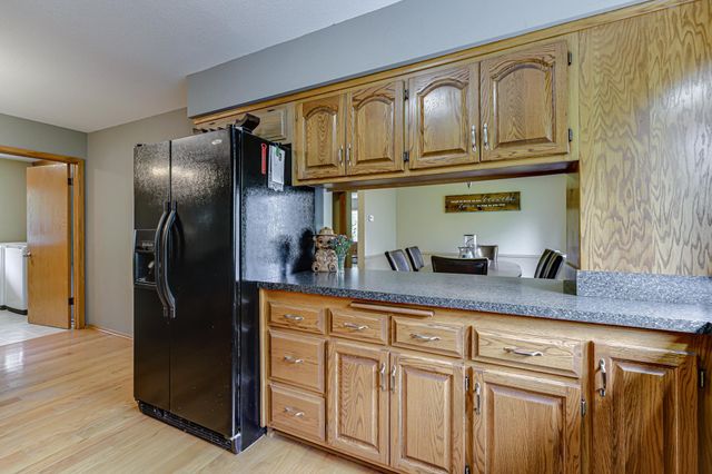 1525 Saint Croix Circle, Golden Valley, MN 55422