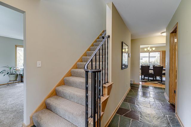 1525 Saint Croix Circle, Golden Valley, MN 55422