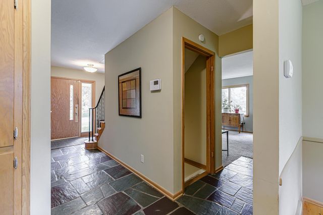 1525 Saint Croix Circle, Golden Valley, MN 55422