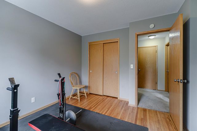 1525 Saint Croix Circle, Golden Valley, MN 55422