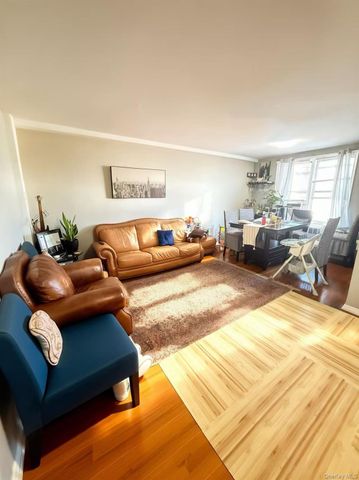 63-45 Saunders Street 5J, Rego Park, NY 11374