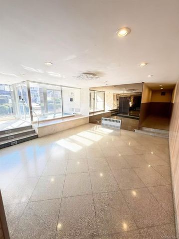 63-45 Saunders Street 5J, Rego Park, NY 11374