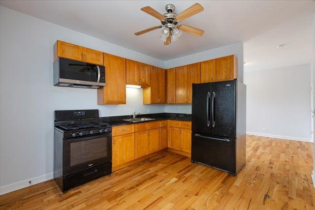 1234 W 49th Place 2R, Chicago, IL 60609