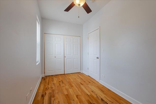 1234 W 49th Place 2R, Chicago, IL 60609