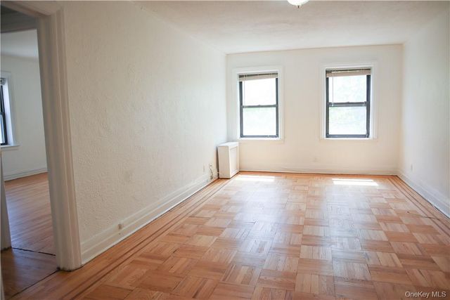 42 Barker Avenue 4C, White Plains, NY 10601