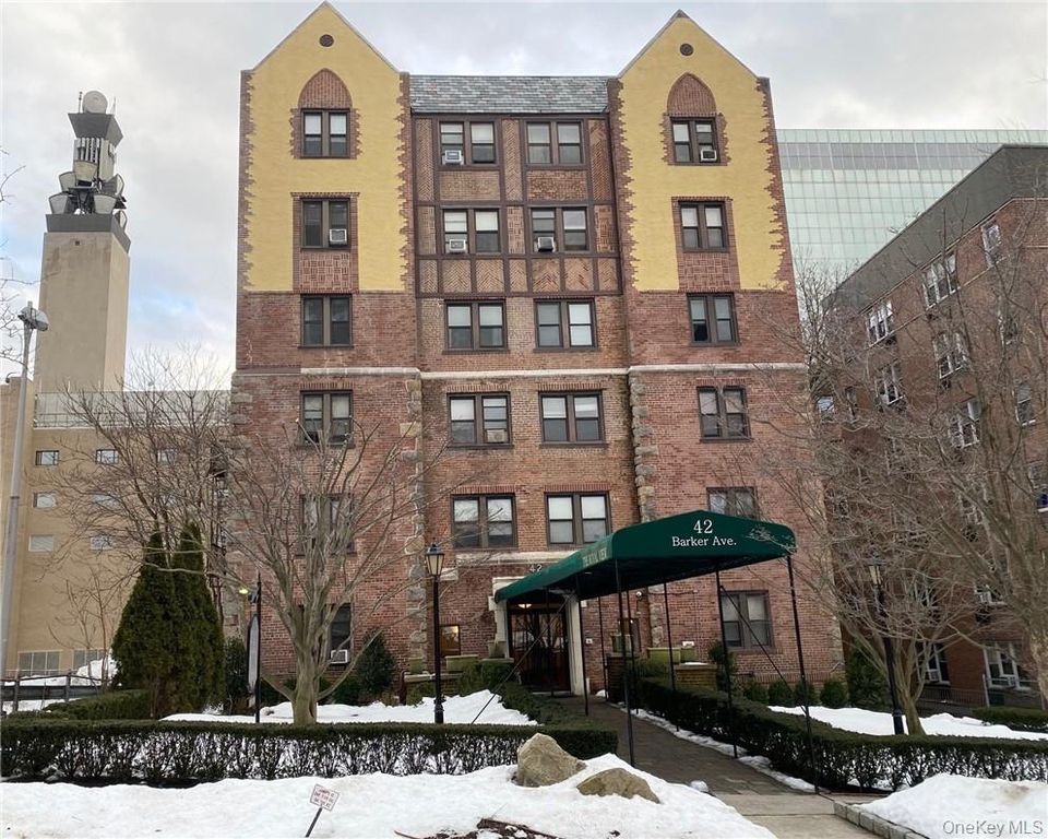 42 Barker Avenue 4C, White Plains, NY 10601
