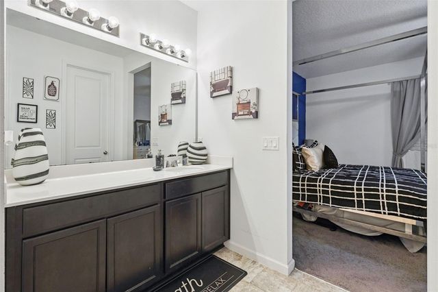31736 BROADWATER AVENUE, Leesburg, FL 34748