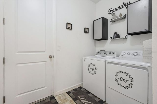 31736 BROADWATER AVENUE, Leesburg, FL 34748