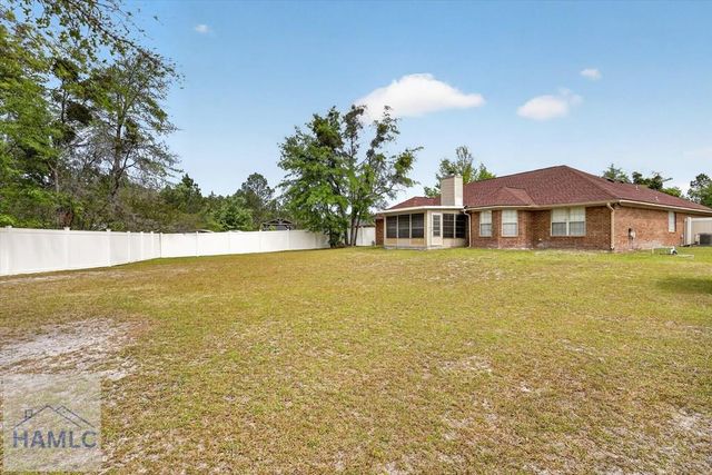 333 Clairemore Circle, Hinesville, GA 31313