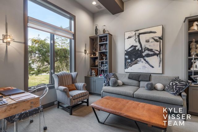 1798 Flowers Mill Drive NE, Grand Rapids, MI 49525